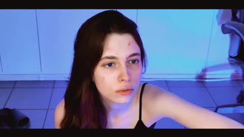 yoka_paradoxxx online show from March 28, 1:10 pm