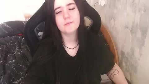 your_8a8y online show from March 10, 8:29 am