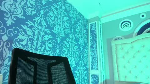 Salome online show from December 24, 7:44 pm