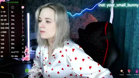 Molly online show from June 1, 2:02 am