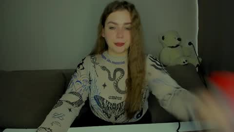 yourgem__ online show from April 1, 2:45 am