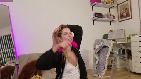 Millie online show from February 25, 10:03 am