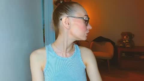 Ksyusha online show from May 8, 7:33 am