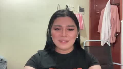 Yanahh online show from May 26, 8:19 pm