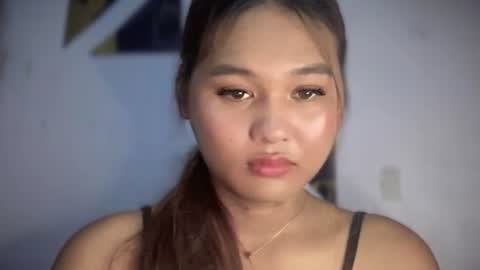 yoursweetgirl_zia online show from May 22, 5:38 am