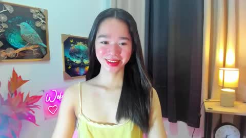 ashy online show from April 7, 9:33 am