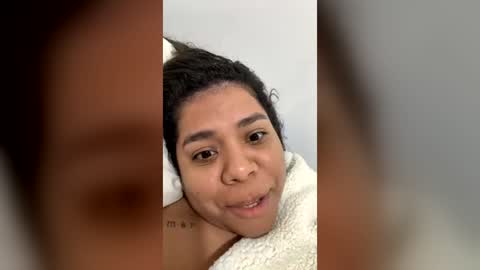 Yuli Independent model online show from July 3, 5:02 am