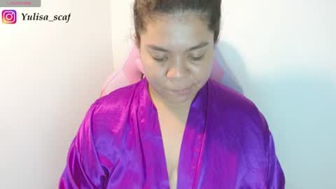 Yuli Independent model online show from June 15, 8:09 pm