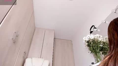 Yuly online show from August 2, 11:19 pm