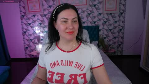 Zafiramoonn online show from April 9, 6:19 am