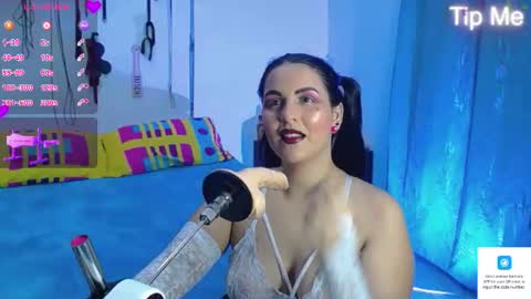 zaraluxx online show from July 23, 1:58 am