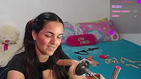 zaraluxx online show from June 25, 1:49 am