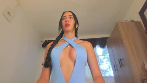   online show from May 25, 9:47 pm