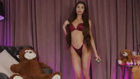 zariaavera online show from March 27, 8:53 pm