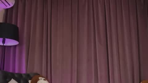 zariaavera online show from March 12, 9:50 pm