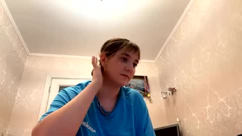 zeniabrossoit online show from May 28, 2:04 pm