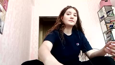 zeniabrossoit online show from May 1, 5:21 am
