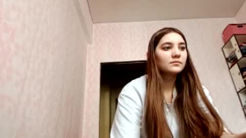 zeniabrossoit online show from March 7, 8:54 am