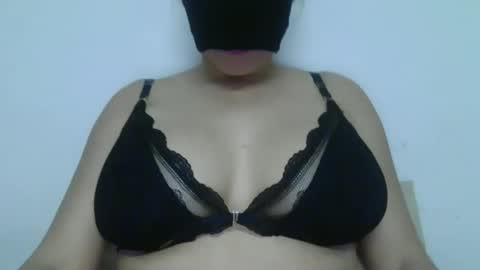 zenovaespectra online show from May 1, 11:41 pm
