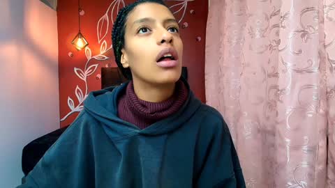 Zia Green online show from December 18, 12:07 pm