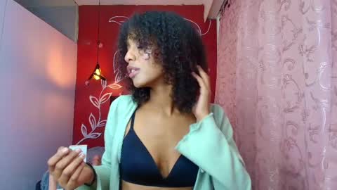 Zia Green online show from February 27, 1:17 pm