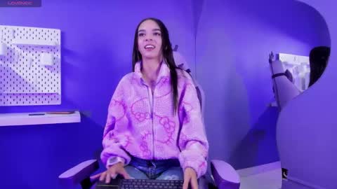 Zoe online show from March 25, 4:17 am