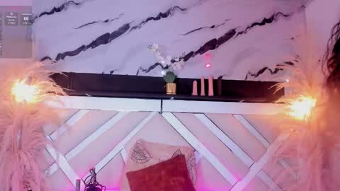 Zoey  online show from March 12, 9:50 pm