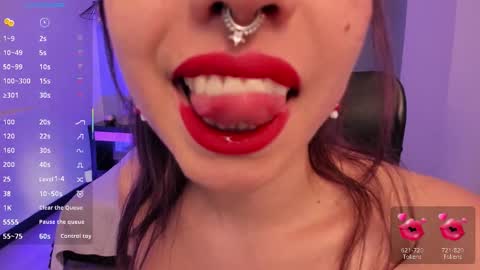 zoe_moreau online show from March 5, 8:59 pm