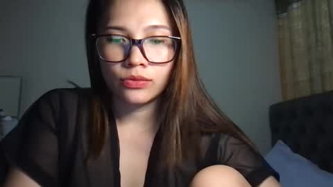 zoey_foryou online show from January 31, 10:52 am