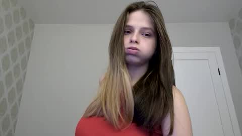 zoryaanneta2018 online show from March 22, 10:05 pm