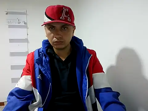 saraa foxxsquirt online show from April 24, 4:48 am