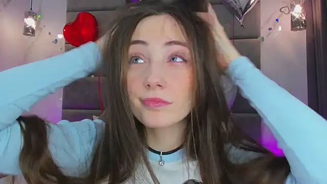 Lexi Split online show from March 8, 2:04 am