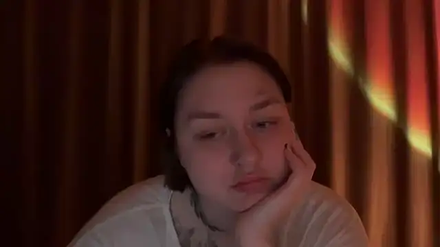 Isabel-Bailey online show from April 17, 8:00 pm