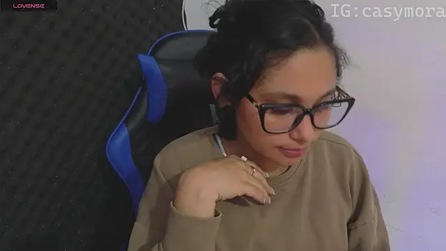 Cuteprincess21 online show from April 17, 12:24 am