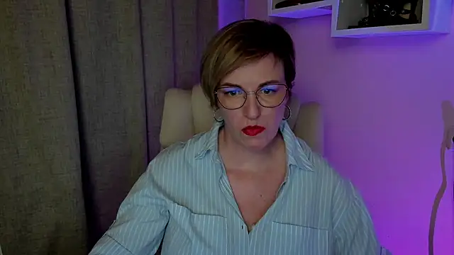 feliziaDesire online show from July 22, 1:34 pm