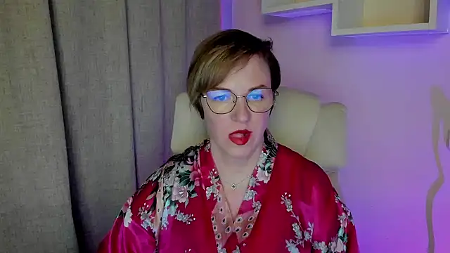 feliziaDesire online show from July 7, 12:52 pm