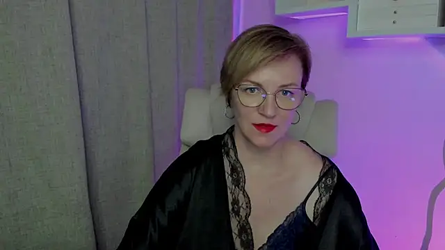 feliziaDesire online show from August 3, 3:39 pm