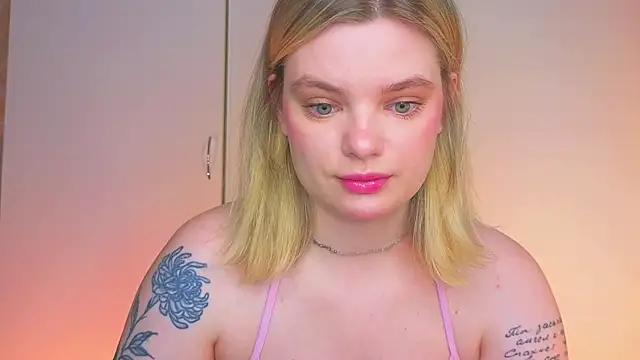 Hottie Jane online show from June 14, 11:10 am