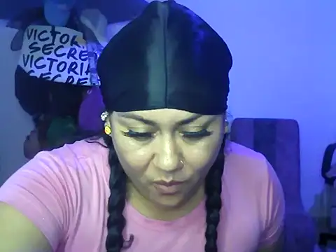 AliceFox Milf online show from February 17, 4:23 am