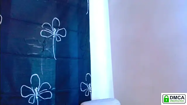 Sophi Cute online show from April 9, 1:05 pm