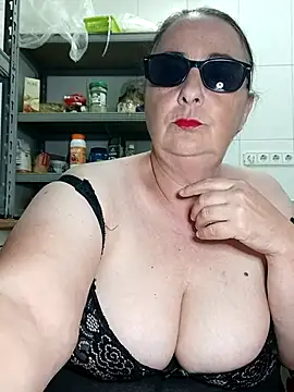 eroticjessitop online show from June 24, 9:14 pm