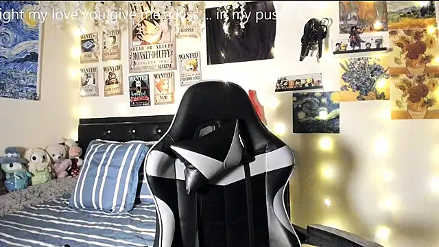 Cristal Jonasxh online show from December 23, 4:05 am