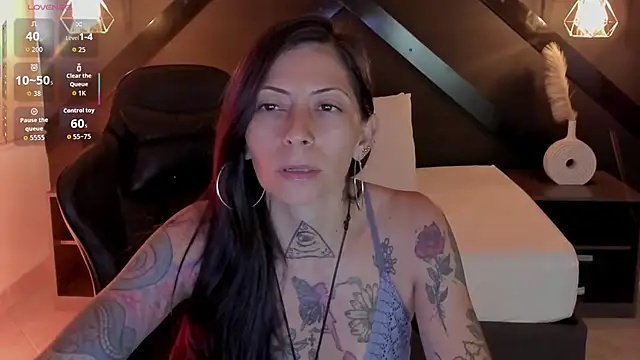 dark gotica online show from March 27, 7:14 pm