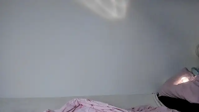 666kisses online show from February 26, 1:48 am