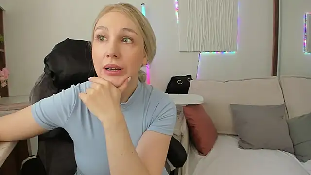 CarolMay online show from April 8, 6:04 am