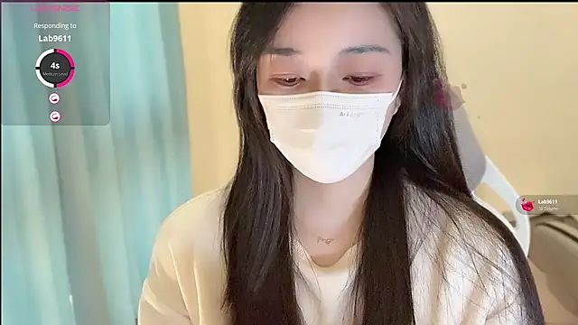 A-xena online show from February 13, 8:38 am