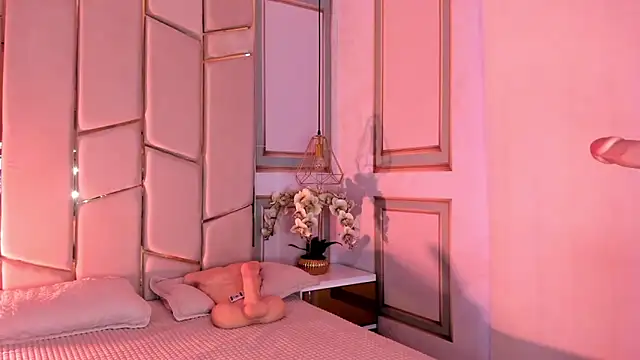 angel vibes  online show from March 23, 4:02 pm