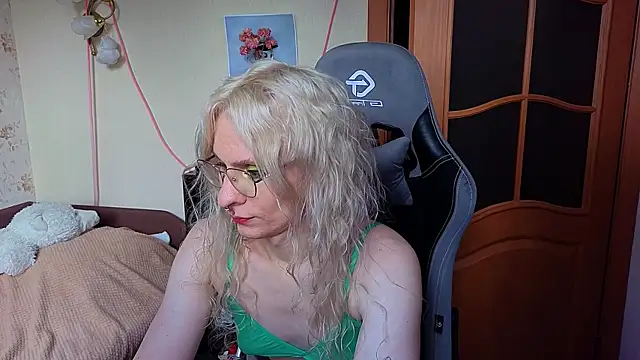 Lori Myaf online show from July 28, 2:24 pm