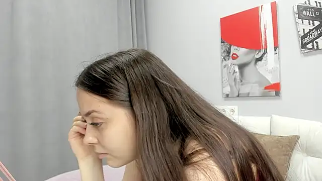 Tiny JuJu online show from April 16, 1:17 am