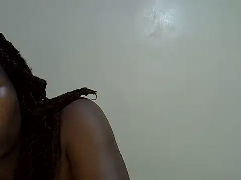 Sonnia  online show from April 16, 9:39 pm